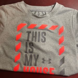 Under armor t shirt